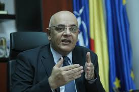 Raed arafat vorbeste despre sanatate si sistemul medical din romania, in conferinta organizata de business woman. Raed Arafat Despre Purtarea MÄÈtii Pe StradÄ Clar Este Posibil SÄ Ajungem Èi La Asta Boli Si Tratamente SÄnÄtate Unica Ro