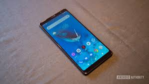 Lenovo Tab V7 hands-on: return of the ...