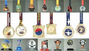 A china começou em grande nos jogos olímpicos de tóquio. Placmix Trofeus Medalhas E Placas Home Facebook