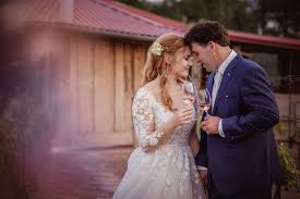 Doch dann schlich sich ein. Hochzeit Corona Virus Hochzeit Covid Trotz Corona Heiraten Weddix
