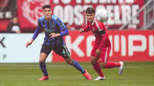 Ajax still took the lead when the ball rolled painfully slowly against the post, after which haller, who made his first ajax goal in enschede earlier this year, slid. E5ddheo7vs7tm