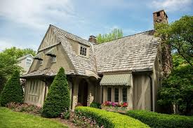 Matching performance of warren buffett by investing same stock as buffett. Warren Buffett House Nebraska Latest Buffet Ideas