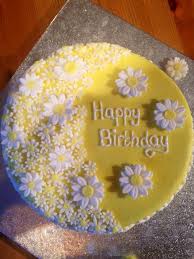 Daisy Cake For Mum Daisy Cakes Birthday Cake Decorating Cool Birthday Cakes