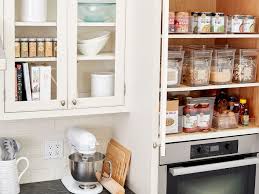 7 ways to organize your kitchen pantry