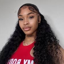 Erika Chacon's Instagram, Twitter & Facebook