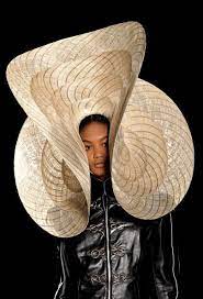 Sculptural Hat Hats Make Up And Hair Styling Pinterest Philip Treacy Sculptural Fashion And Headpieces