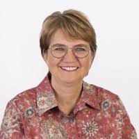 4 Profile mit dem Suchbegriff „Sandra Messer“