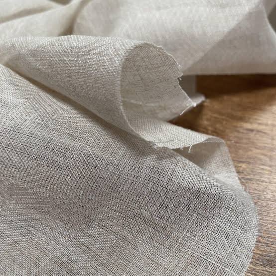 Italian Linen: The Mastercraft of Mediterranean Drape