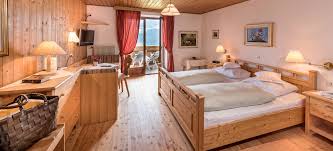 Lo preferisci con testiera rigida, con testiera imbottita, o semplice? Il Nostro Prezzi Hotel Alpenland Val Passiria