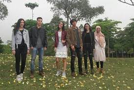 Anak langit episode terakhir anak langit tamat youtube sinetron anak langit segera reborn di sctv bakal ganti genre sinopsis anak langit episode 705 tayang kamis 24 mei 2018. Rating Bagus Kok Sinetron Anak Langit Malah Hangus Layar Id