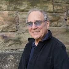 Bruce Findlay /power to the people 🕊✌ (@brucerisk)