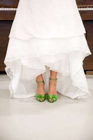 Bright Green Satin Bridal Shoes Love Those Via Wedding Cheesecake A Very Scrumptious Wedding Blog Wedding Shoes Bridal Shoes