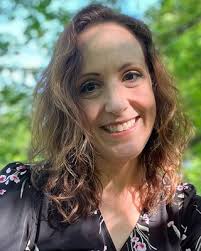 Laurie Strunk's Instagram, Twitter & Facebook