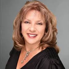 Linda Lake/Lisa Rewis