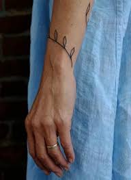 Bilek Dovmeleri Minimal Dovmeler Kucuk Dovmeler Sarmasik Dovmeleri Dovme Sevimli Dovmeler Tattoo