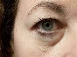 Color your brows to create an even greater contrast with your hair color. 6 Easy Ways To Color Grey Eyebrows Bellatory Fashion And Beauty