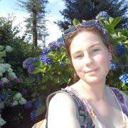 Jacqui Mitchell (jaxxie88)