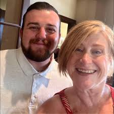 Looking for something to rent for $900 or less for a 1 bedroom! Would  prefer a private owner if possible. Please send anything my way 💜