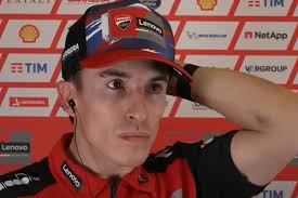 Insulti a Marquez: scoppia il caso dopo la caduta