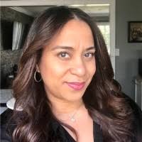 Lissette Velez's Instagram, Twitter & Facebook