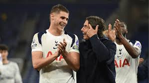 Set piece specials lift Spurs past Toffees