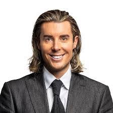 Russell Lilley's Instagram, Twitter & Facebook