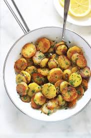 Pommes De Terre Sarladaises Recette Facile Recette Recettes De Cuisine Recette Pomme De Terre Pomme De Terre Sarladaise