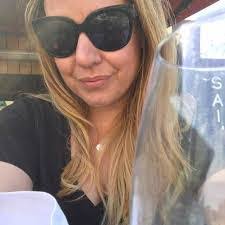 Kendra Shipley's Instagram, Twitter & Facebook