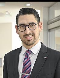 Dr. Julio César Avilés Durán