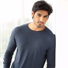 Ahan Shetty Age Height Weight Family Affairs Biography 2021 He was seen at his grand dad's.