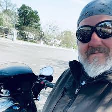 Dennis Mauldin's Instagram, Twitter & Facebook