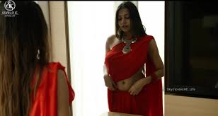 Simran kaur no blouse