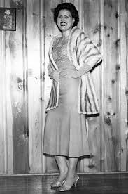 Patsy Cline S Casket Phillips Robinson Funeral Home Nashville Tn Patsy Cline Country Musicians Country Music Artists