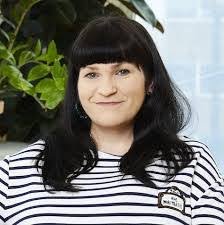 Jackie Ballinger's Instagram, Twitter & Facebook