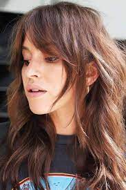 18 Looks With Side Bangs A Detail That Can Enhance Your Image Long Hair With Bangs Thick Hair Styles Hair Lengths