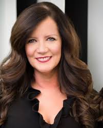 Cindy Hoots's Instagram, Twitter & Facebook