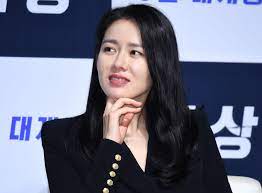 But in light of the exciting revelation, her past confession of why she wasn't dating resurfaced online. Son Ye Jin To Star In Thirty Nine 5 Things To Know About Her New K Drama Tatler Hong Kong