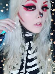 Here's my Halloween photo shoot 📸 I wore the skeleton dress that Remy had 