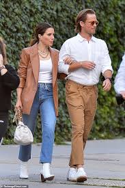 Sophia bush shared some special news on tuesday afternoon. Sophia Bush And Boyfriend Grant Hughes Wear Matching Outfits While Out On A Date In New York City Geeky Craze
