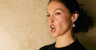 Ashley Judd for Comic Relief 2014