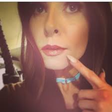 My favorite accessory 😍 the glitter!!