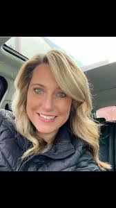 Melissa Shipton's Instagram, Twitter & Facebook