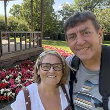 Katrina Davies (@katrina.davies.528) • Facebook, Connect with friends