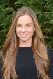 Amanda Hager's Instagram, Twitter & Facebook