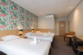 Right on the amstel and with an abundance of hot spots within easy reach: Best Western Hotels