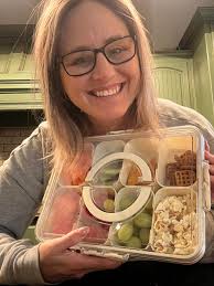 Happy Sunday!! Trying to clean up my eating habits! I decided to start with  this "Snackle Box". What do you think? And also....a sale and a giveaway  coming early this week!! Eek!