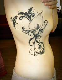 21 Idees De Bas Du Dos Tatouage Bas Du Dos Tatouage Dos