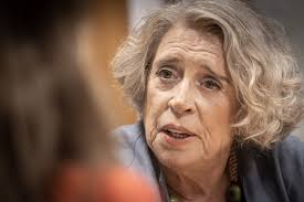 Ana Pinho exige uma vassalagem para a qual não estou disponível”