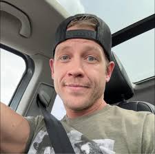 Why do Jeep owners put ducks