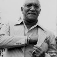 Cecilia Wray's Instagram, Twitter & Facebook